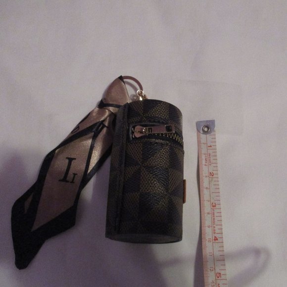 NWOT UNBRANDED Keychain Purse Fob Brown - Picture 3 of 7